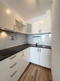 Pronájem bytu 1+kk v osobním vlastnictví 36 m², Praha 10 - Uhříněves