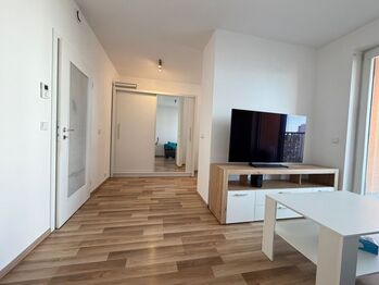 Pronájem bytu 1+kk v osobním vlastnictví 36 m², Praha 10 - Uhříněves