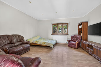 Prodej domu 160 m², Holubice