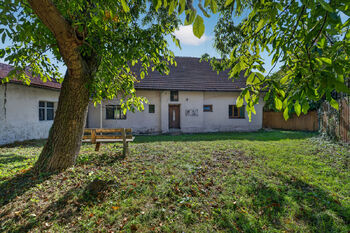 Prodej domu 160 m², Holubice