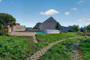 Prodej domu 160 m², Holubice