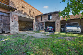 Prodej domu 160 m², Holubice