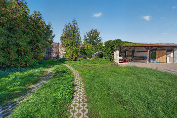 Prodej domu 160 m², Holubice