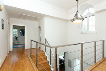 Pronájem domu 302 m², Praha 6 - Nebušice