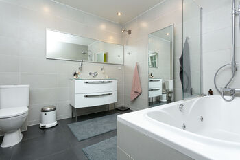 Pronájem domu 302 m², Praha 6 - Nebušice