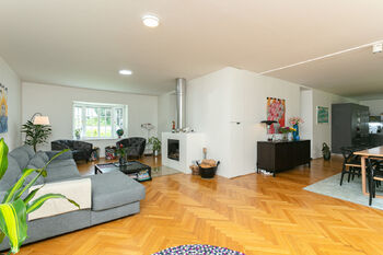 Pronájem domu 302 m², Praha 6 - Nebušice