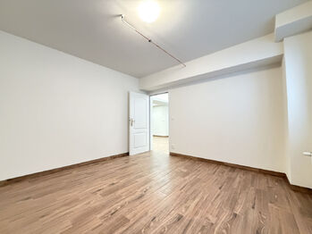 Pronájem domu 302 m², Praha 6 - Nebušice