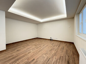 Pronájem domu 302 m², Praha 6 - Nebušice