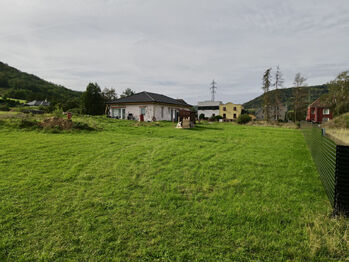 Prodej pozemku 1316 m², Trmice