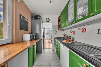Prodej bytu 4+1 v osobním vlastnictví 92 m², Praha 4 - Chodov