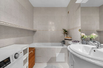 Prodej bytu 4+1 v osobním vlastnictví 92 m², Praha 4 - Chodov