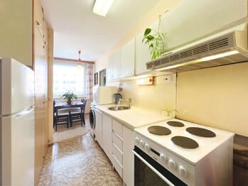 Prodej bytu 3+1 v osobním vlastnictví 74 m², Praha 5 - Stodůlky