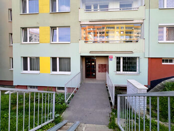 Prodej bytu 3+1 v osobním vlastnictví 74 m², Praha 5 - Stodůlky