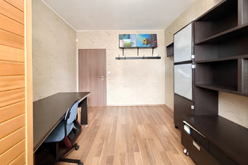 pokoj - Prodej bytu 3+kk v osobním vlastnictví 81 m², Praha 9 - Letňany