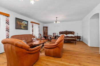 Apartmán - Prodej restaurace 855 m², Jindřichův Hradec