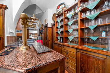 Výčep - Prodej restaurace 855 m², Jindřichův Hradec