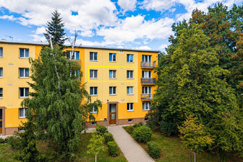 Prodej bytu 2+1 v osobním vlastnictví 49 m², Praha 9 - Hloubětín