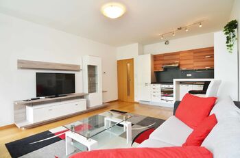 Prodej bytu 2+kk v osobním vlastnictví 62 m², Praha 4 - Michle