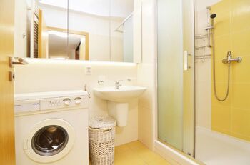 Prodej bytu 2+kk v osobním vlastnictví 62 m², Praha 4 - Michle