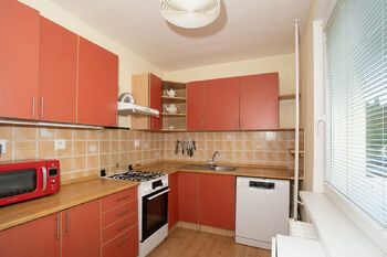 Prodej bytu 2+1 v osobním vlastnictví 49 m², Praha 9 - Hloubětín