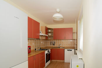 Prodej bytu 3+kk v osobním vlastnictví 62 m², Praha 9 - Kyje
