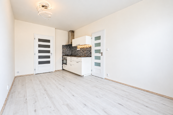 KUCHYŃSKÝ KOUT - Prodej bytu 1+1 v osobním vlastnictví 36 m², Praha 4 - Braník