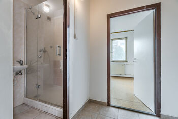 Koupena č. 1 s WC - Prodej bytu 4+1 v družstevním vlastnictví 101 m², Mladá Boleslav