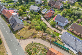 Prodej pozemku 644 m², Velká Jesenice