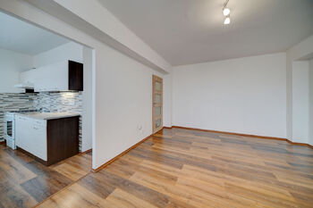 Pronájem bytu 2+1 v osobním vlastnictví 57 m², Kolín