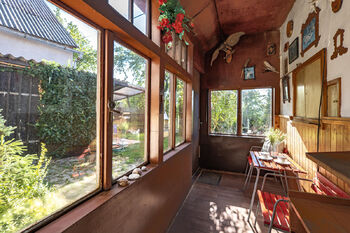 Vstupní hala do domu. - Prodej chaty / chalupy 85 m², Bednárec