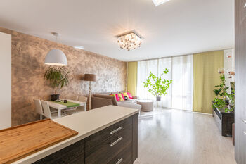 Pronájem bytu 3+kk v osobním vlastnictví 69 m², Praha 9 - Čakovice