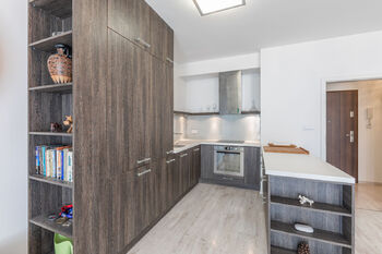 Pronájem bytu 3+kk v osobním vlastnictví 69 m², Praha 9 - Čakovice