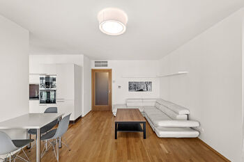 Pronájem bytu 2+kk v osobním vlastnictví 73 m², Praha 3 - Žižkov