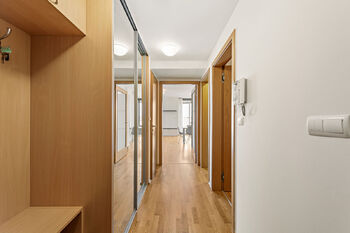Pronájem bytu 2+kk v osobním vlastnictví 73 m², Praha 3 - Žižkov