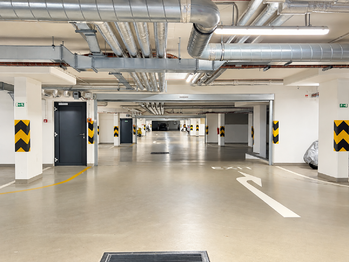 Garáž - Pronájem bytu 3+kk v osobním vlastnictví 78 m², Praha 8 - Dolní Chabry