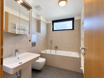 Pronájem bytu 3+kk v osobním vlastnictví 69 m², Praha 8 - Dolní Chabry