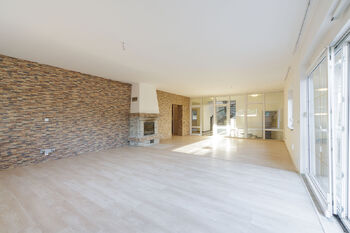 Prodej domu 456 m², Roztoky
