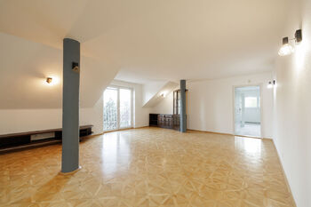 Obývák II. - Prodej domu 456 m², Roztoky
