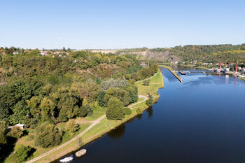 Prodej domu 456 m², Roztoky