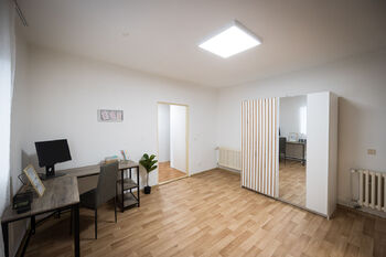 Pokoj č. 2 - Pronájem bytu 3+kk v osobním vlastnictví 77 m², Mělčany