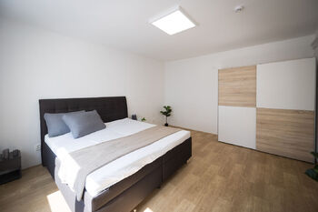 Pokoj č. 1 - Pronájem bytu 3+kk v osobním vlastnictví 77 m², Mělčany