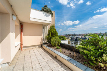 Prodej bytu 3+1 v osobním vlastnictví 99 m², Praha 6 - Břevnov