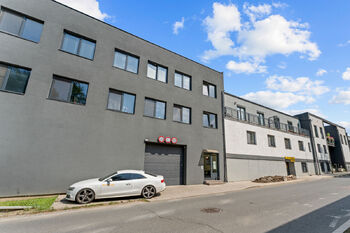 Prodej bytu 1+kk v osobním vlastnictví 29 m², Praha 10 - Pitkovice