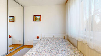 Ložnice - Prodej domu 100 m², Praha 9 - Horní Počernice