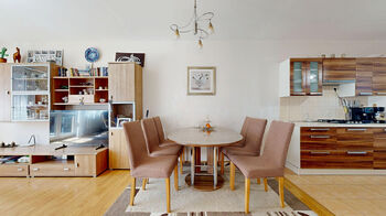 Jídelna - Prodej domu 100 m², Praha 9 - Horní Počernice