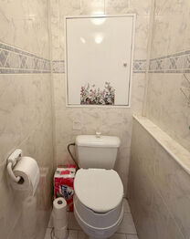 Prodej bytu 2+kk v osobním vlastnictví 43 m², Praha 4 - Komořany