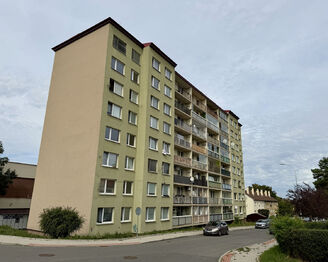 Prodej bytu 2+kk v osobním vlastnictví 43 m², Praha 4 - Komořany