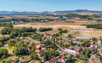 Prodej pozemku 1202 m², Polepy