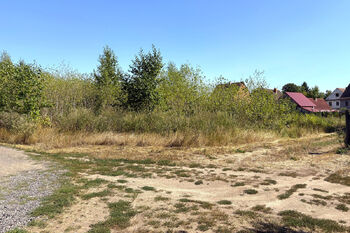 Prodej pozemku 1202 m², Polepy