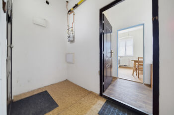 Prodej nájemního (činžovního) domu 340 m², Aš